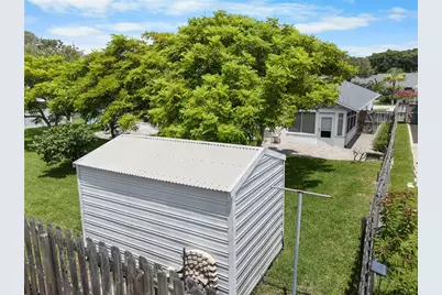 815 E 23rd Avenue, New Smyrna Beach, FL 32169 - Photo 51