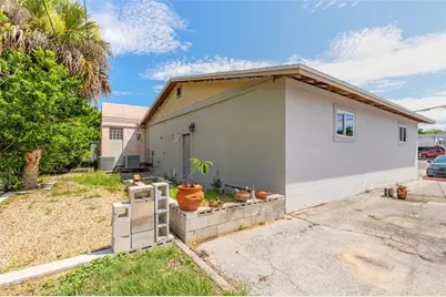 600 N Dixie Freeway, New Smyrna Beach, FL 32168 - Photo 5