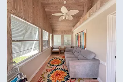 308 Due East Street, New Smyrna Beach, FL 32169 - Photo 3