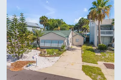 308 Due East Street, New Smyrna Beach, FL 32169 - Photo 1