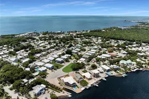417 3rd St, Key Largo, FL 33037 - Photo 63