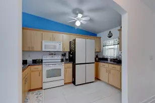 2246 Hawks Cove Cir, New Smyrna Beach, FL 32168 - Photo 3