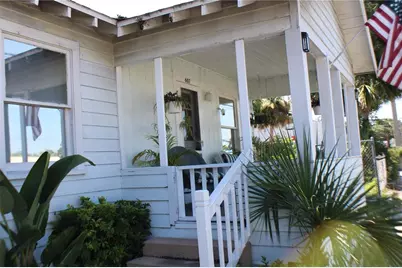607 N Dixie Freeway, New Smyrna Beach, FL 32168 - Photo 1