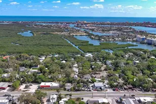 607 N Dixie Freeway, New Smyrna Beach, FL 32168 - Photo 9
