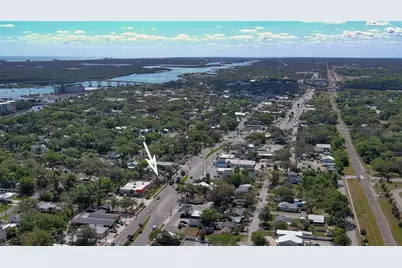 607 N Dixie Freeway, New Smyrna Beach, FL 32168 - Photo 5