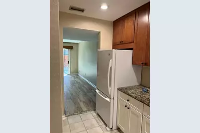 2200 S Palmetto Avenue #D030, Daytona Beach, FL 32119 - Photo 5