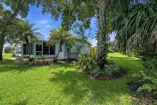 304 Portside Ln, Edgewater, FL 32141 - Photo 3