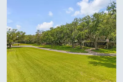 800 Hidden Oaks Lane, Oak Hill, FL 32759 - Photo 97