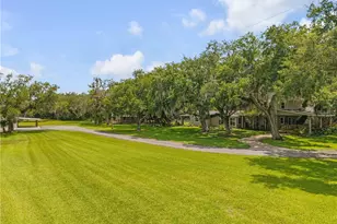 800 Hidden Oaks Ln, Oak Hill, FL 32759 - Photo 97