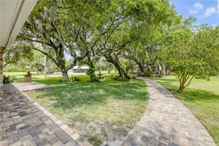 800 Hidden Oaks Ln, Oak Hill, FL 32759 - Photo 75