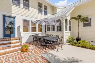 315 Due East St, New Smyrna Beach, FL 32169 - Photo 67