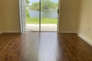 2401 Lexington Oak Dr, Brandon, FL 33511 - Photo 7