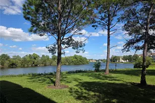 2401 Lexington Oak Dr, Brandon, FL 33511 - Photo 15