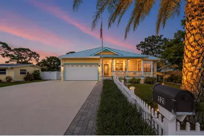 521 S Peninsula Avenue, New Smyrna Beach, FL 32169 - Photo 3