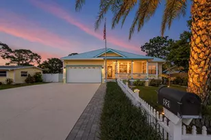 521 S Peninsula Ave, New Smyrna Beach, FL 32169 - Photo 1