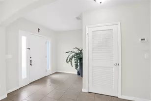 5331 Oak Breeze Ave, Port Orange, FL 32128 - Photo 5