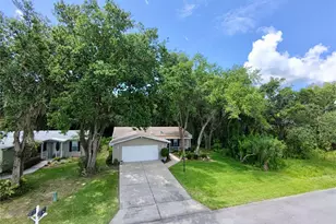 301 Water Landing Dr, Oak Hill, FL 32759 - Photo 3