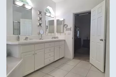 301 Water Landing Drive, Oak Hill, FL 32759 - Photo 27