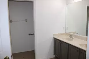 339 Mariners Gate Dr, Edgewater, FL 32141 - Photo 17