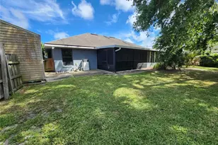 1828 Kumquat Dr, Edgewater, FL 32132 - Photo 5