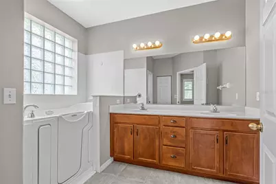 511 Safe Harbor Drive, Edgewater, FL 32141 - Photo 21