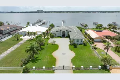 3020 S Peninsula Drive, Daytona Beach Shores, FL 32118 - Photo 1