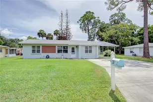 314 Roslyn Ave, New Smyrna Beach, FL 32168 - Photo 1