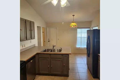 1056 Shady Hollow Drive, Deland, FL 32724 - Photo 11