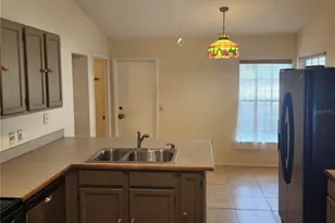 1056 Shady Hollow Dr, Deland, FL 32724 - Photo 11