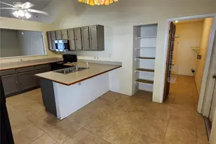 1056 Shady Hollow Dr, Deland, FL 32724 - Photo 15