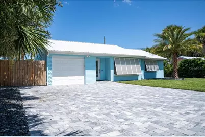 301 N Pine Street, New Smyrna Beach, FL 32169 - Photo 3