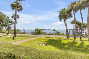 5090 Riverside Dr, Port Orange, FL 32127 - Photo 17