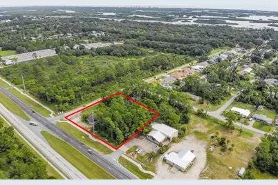 3609 S Ridgewood Avenue #0, Edgewater, FL 32141 - Photo 3