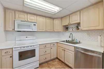 315 N Causeway #B302, New Smyrna Beach, FL 32169 - Photo 9