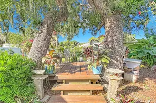 906 Fernald St, Edgewater, FL 32132 - Photo 25