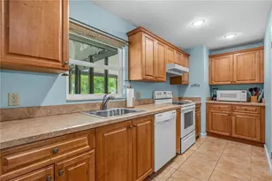 2955 Carriage Dr, South Daytona, FL 32119 - Photo 13