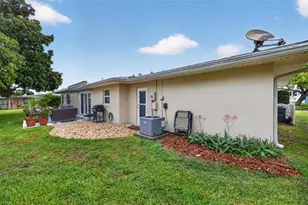 93 Dianne Dr, Ormond Beach, FL 32176 - Photo 9
