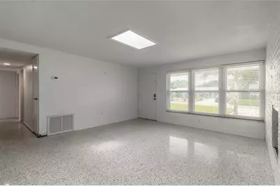 808 E 16th Avenue, New Smyrna Beach, FL 32169 - Photo 11