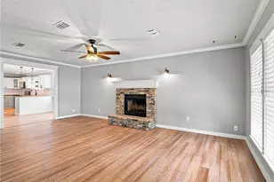 813 Live Oak St, New Smyrna Beach, FL 32168 - Photo 3