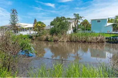 762 Pine Shores Circle, New Smyrna Beach, FL 32168 - Photo 33