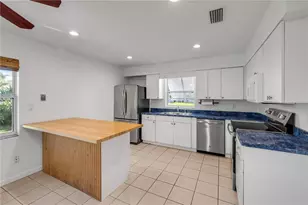 13 Hillside Dr, New Smyrna Beach, FL 32169 - Photo 9