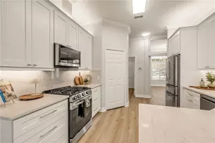 410 S Peninsula Ave, New Smyrna Beach, FL 32169 - Photo 21