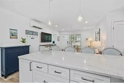 839 E 10th Avenue, New Smyrna Beach, FL 32169 - Photo 11