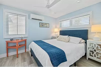 839 E 10th Avenue, New Smyrna Beach, FL 32169 - Photo 15