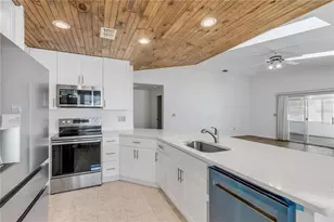 1870 Queen Palm Dr, Edgewater, FL 32141 - Photo 3