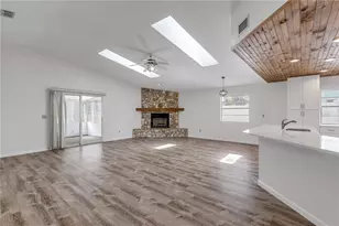 1870 Queen Palm Dr, Edgewater, FL 32141 - Photo 17