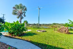 1026 Lake Ave, Edgewater, FL 32132 - Photo 3