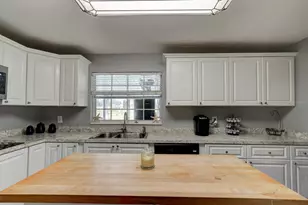 1026 Lake Ave, Edgewater, FL 32132 - Photo 11