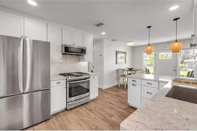 828 E 25th Avenue, New Smyrna Beach, FL 32169 - Photo 23