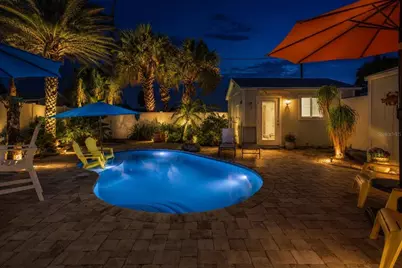 828 E 25th Avenue, New Smyrna Beach, FL 32169 - Photo 9